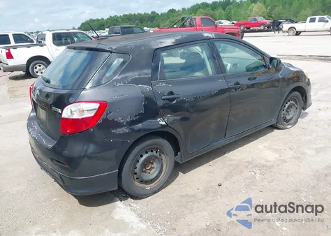 2009 Toyota Matrix S z USA, uszkodzony, nr VIN 2T1KE40E59C013004